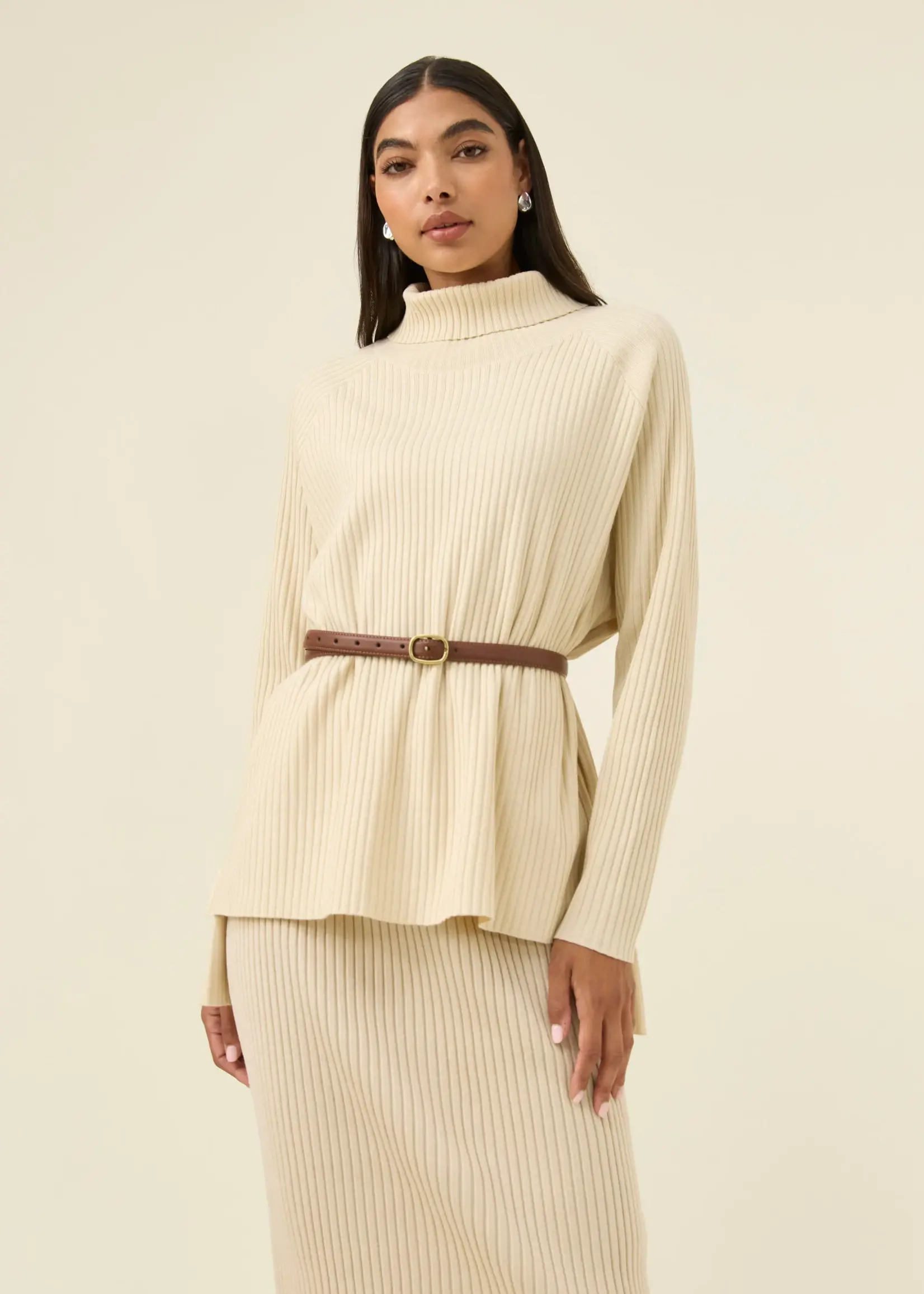 Isle of Mine Juno Relaxed Roll Neck Jumper - Canvas