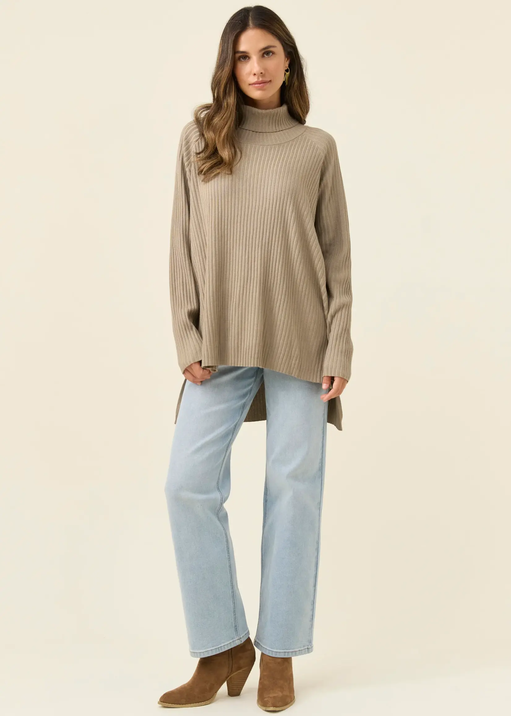 Isle of Mine Juno Relaxed Roll Neck Jumper - Stone