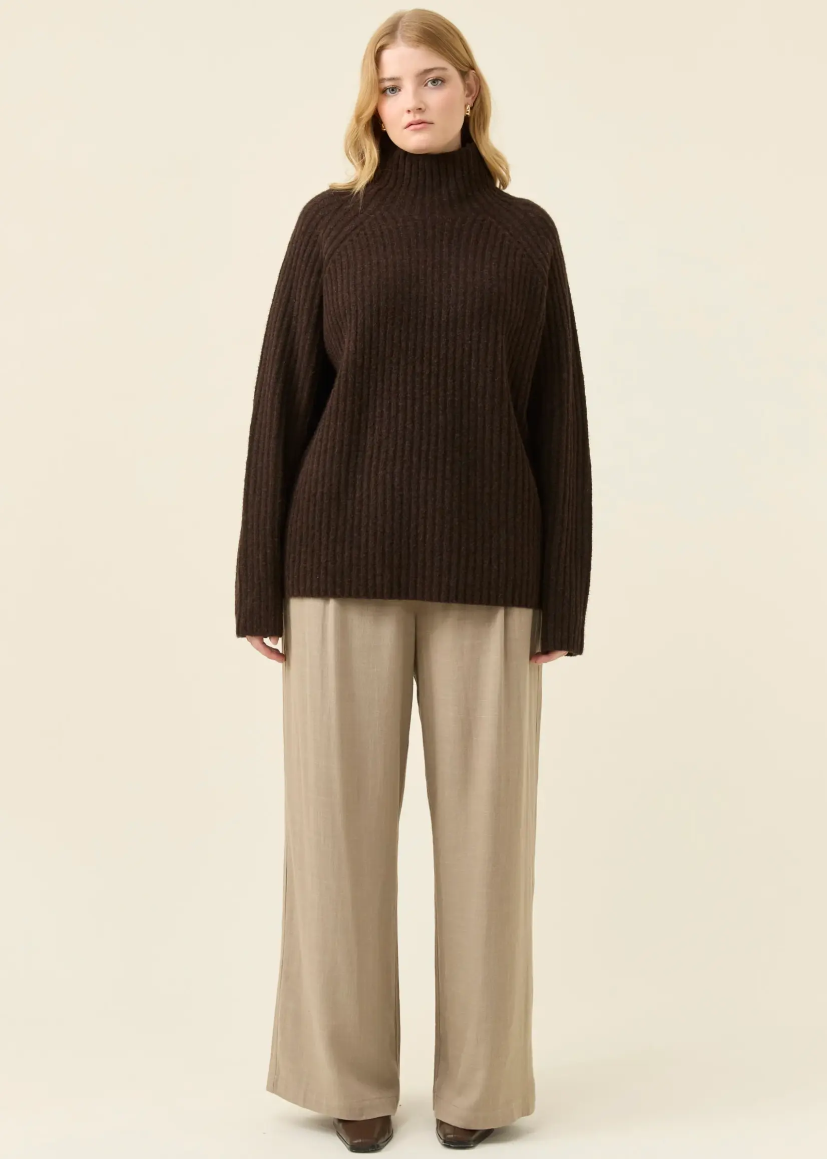 Isle of Mine Miru Jumper - Chocolate