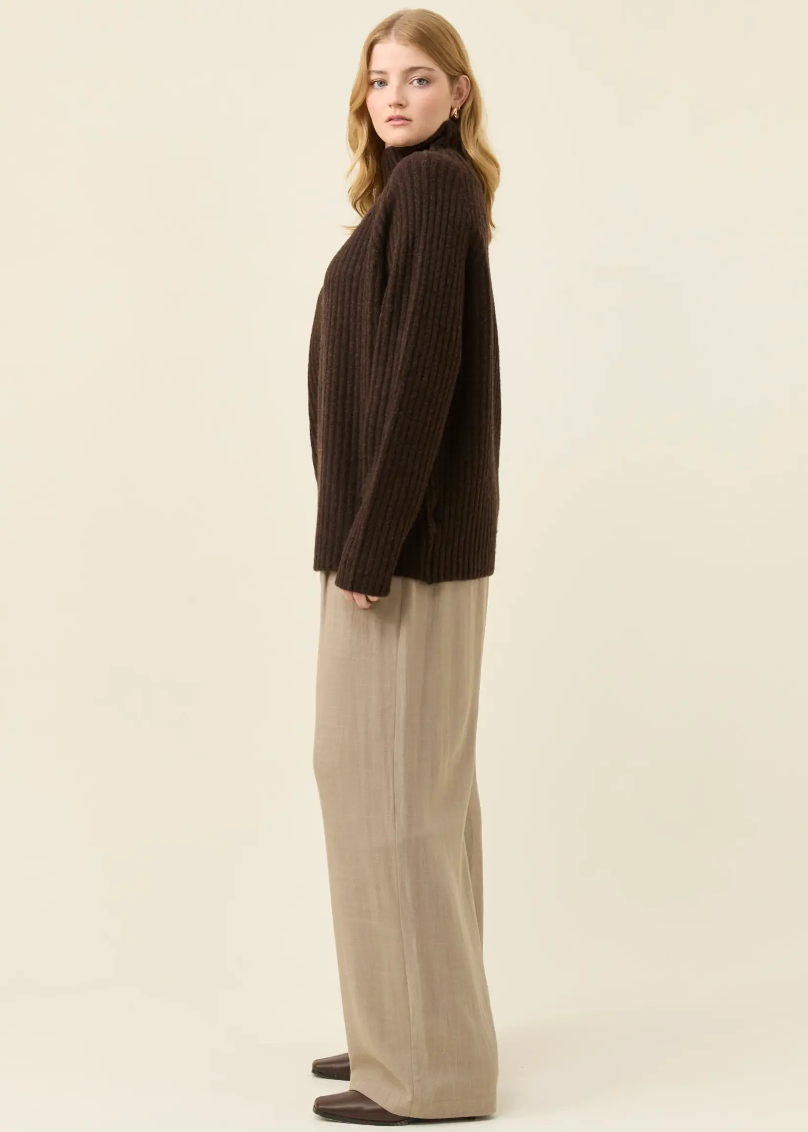 Isle of Mine Miru Jumper - Chocolate
