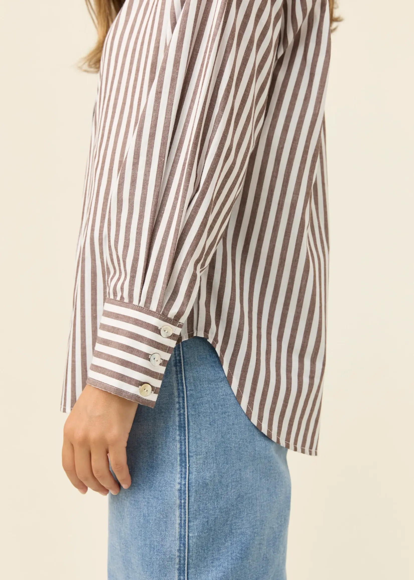 Isle of Mine Quinn Shirt - Chocolate