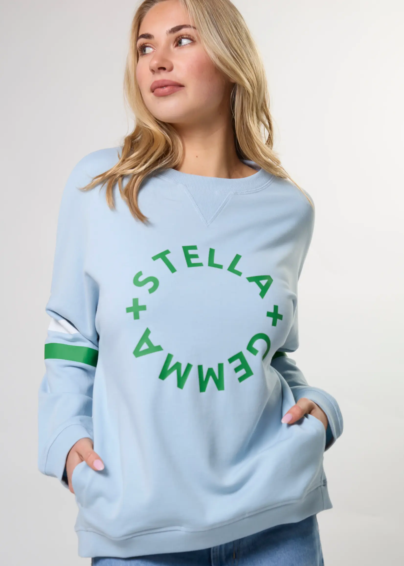 Stella + Gemma Newport Pocket Sweat Sky