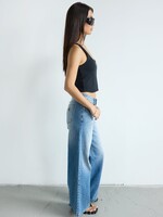 A Brand 95 Mid Wide
