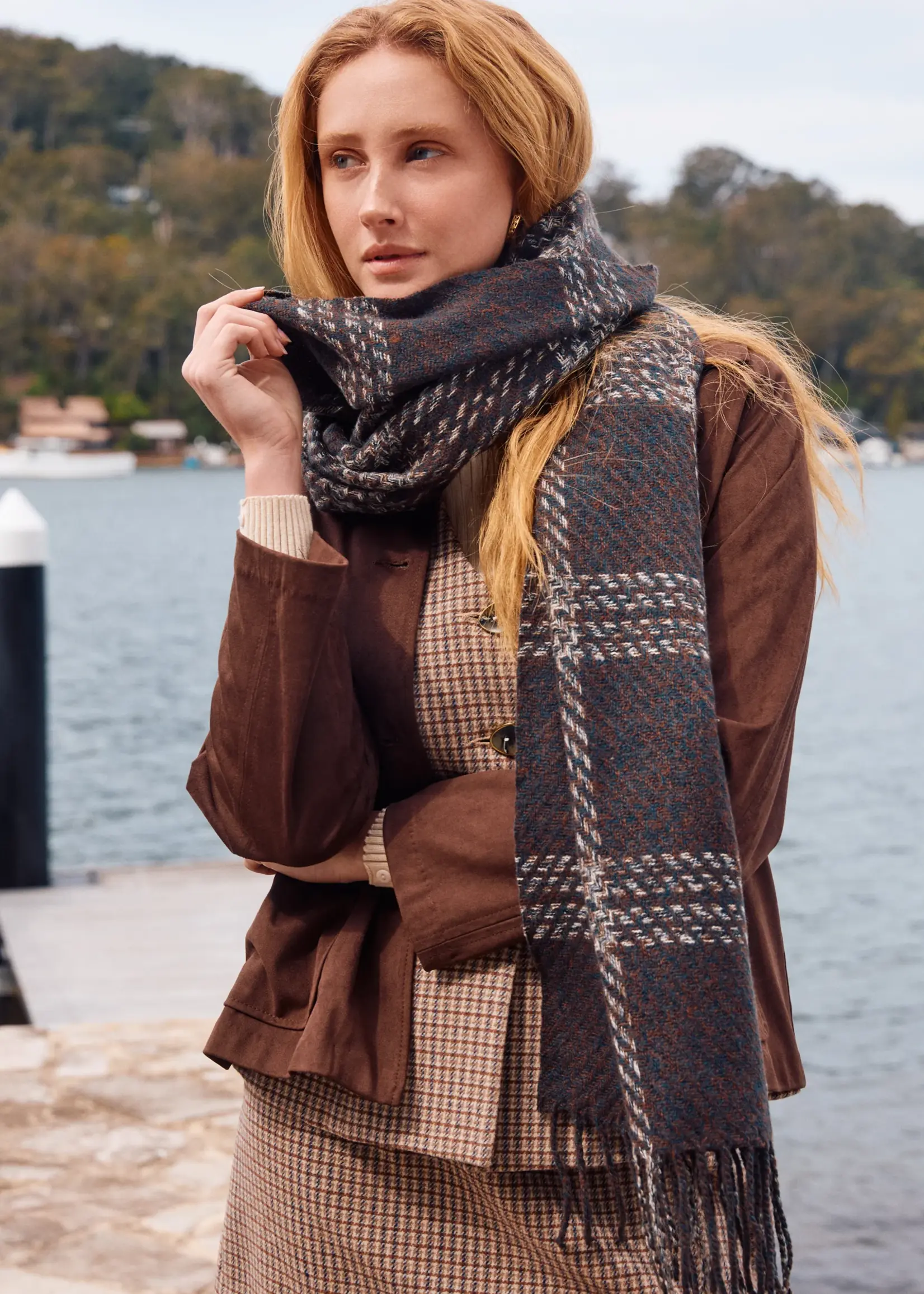 EB & Ive Lennon Scarf