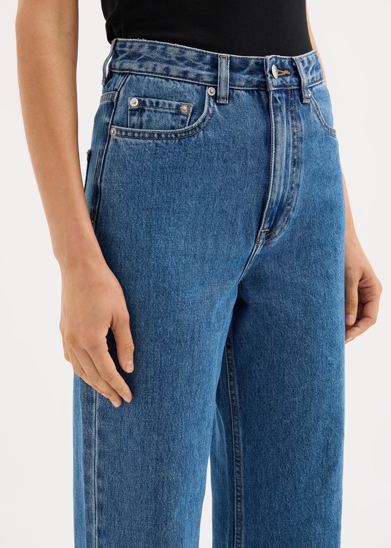nude lucy Organic Relaxed Leg Jean