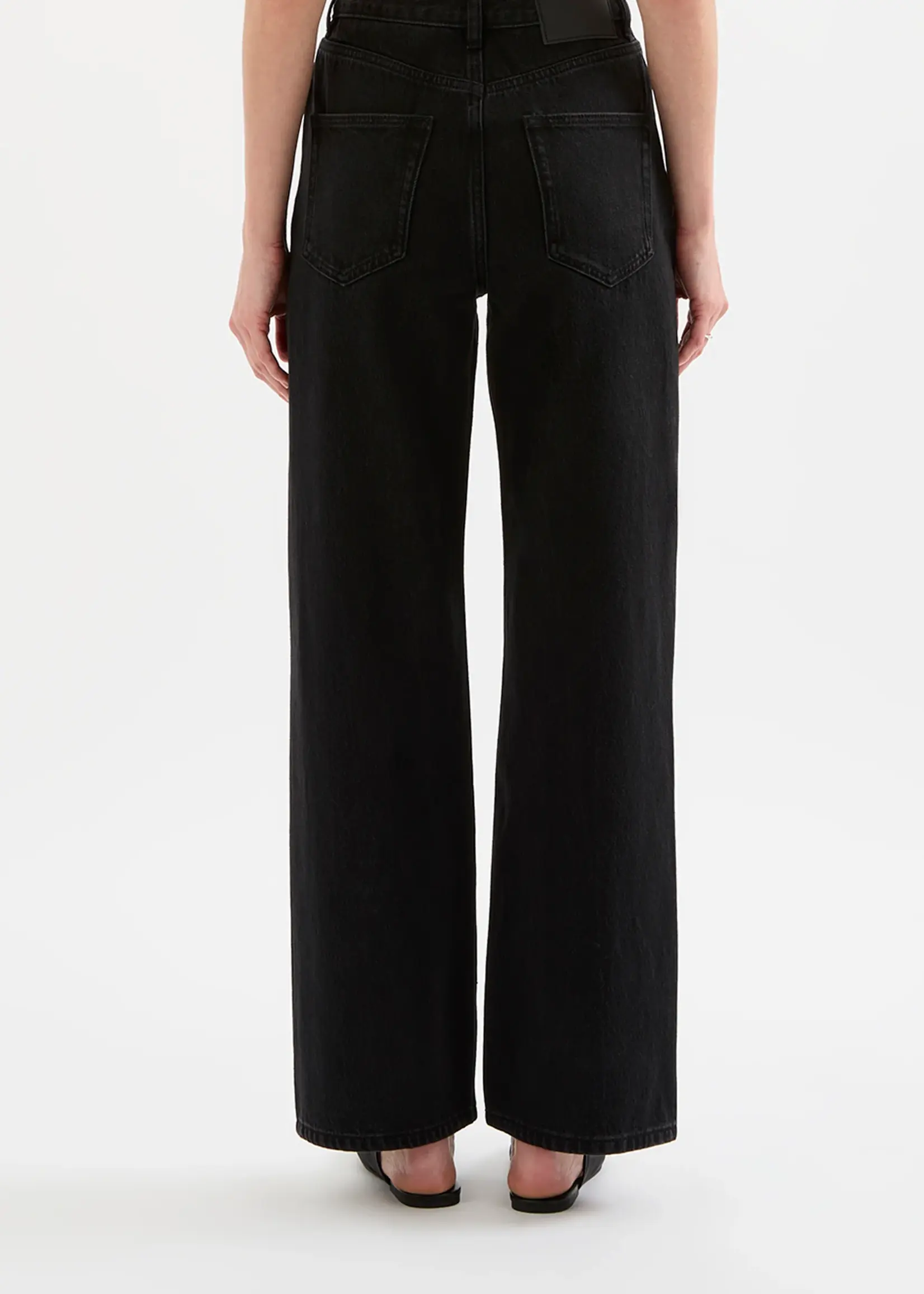 nude lucy Organic Relaxed Leg Jean
