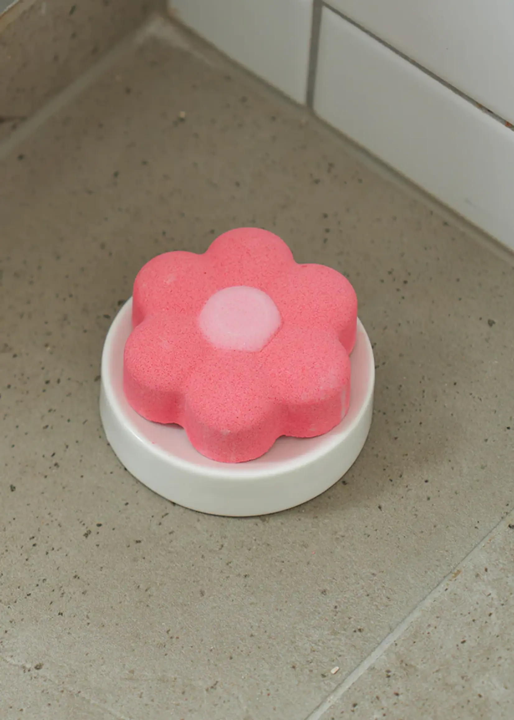 Annabel Trends Shower Steamer Dish - White