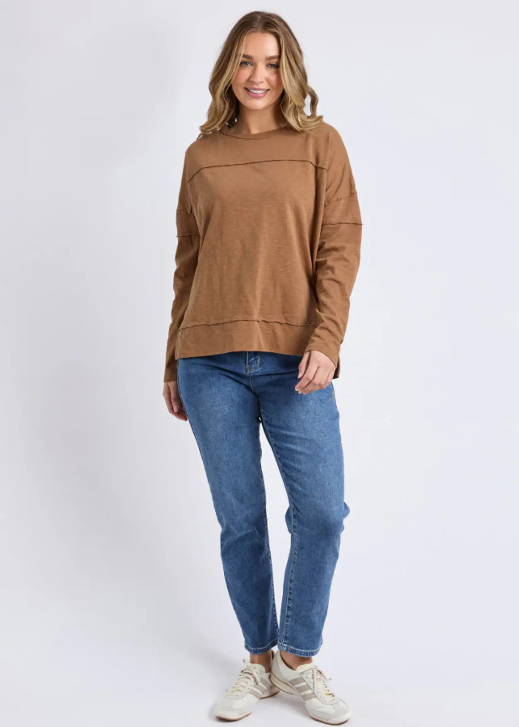 Foxwood Jayne Throw On Top - Tan