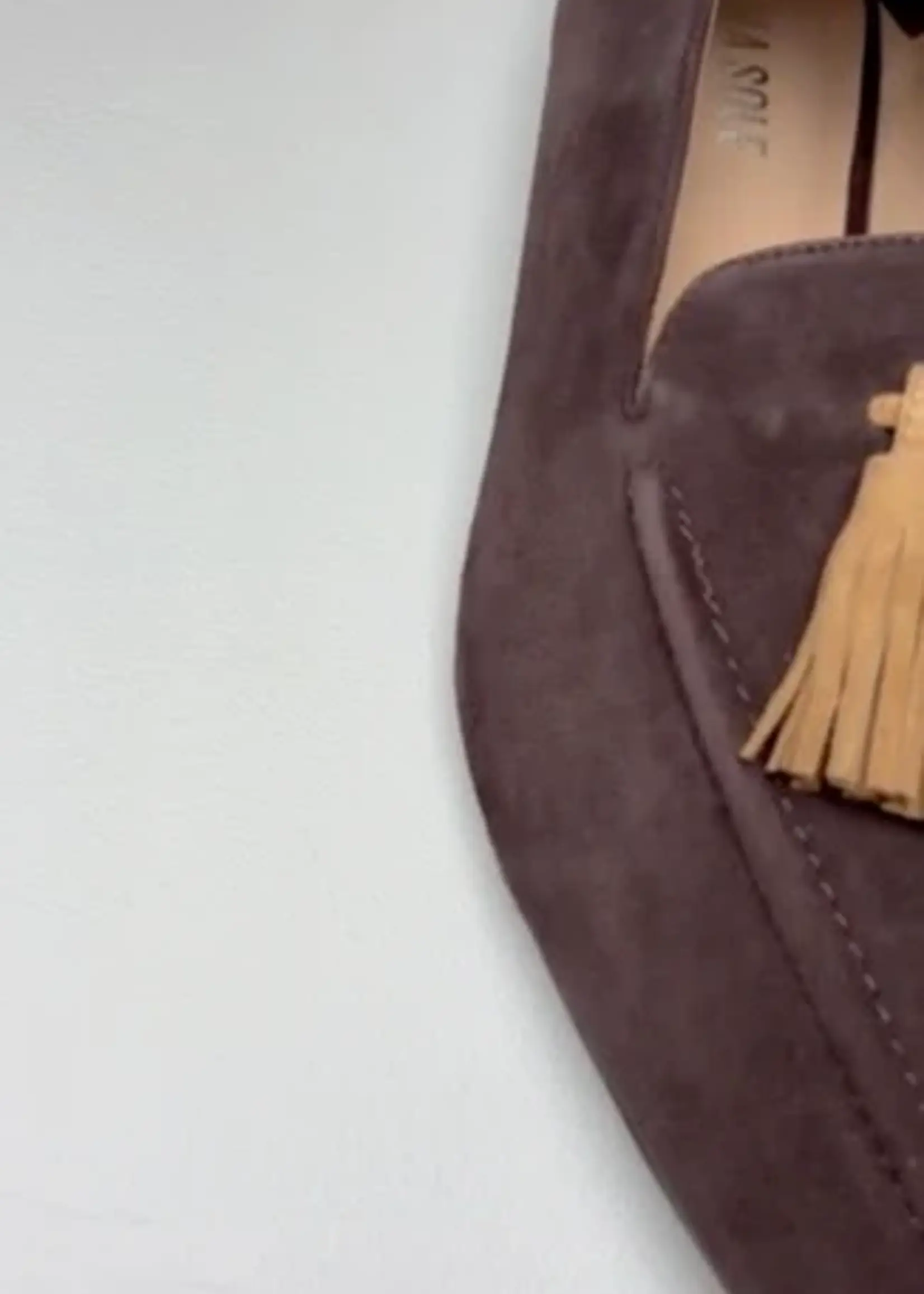 Luna Sole Palace Suede