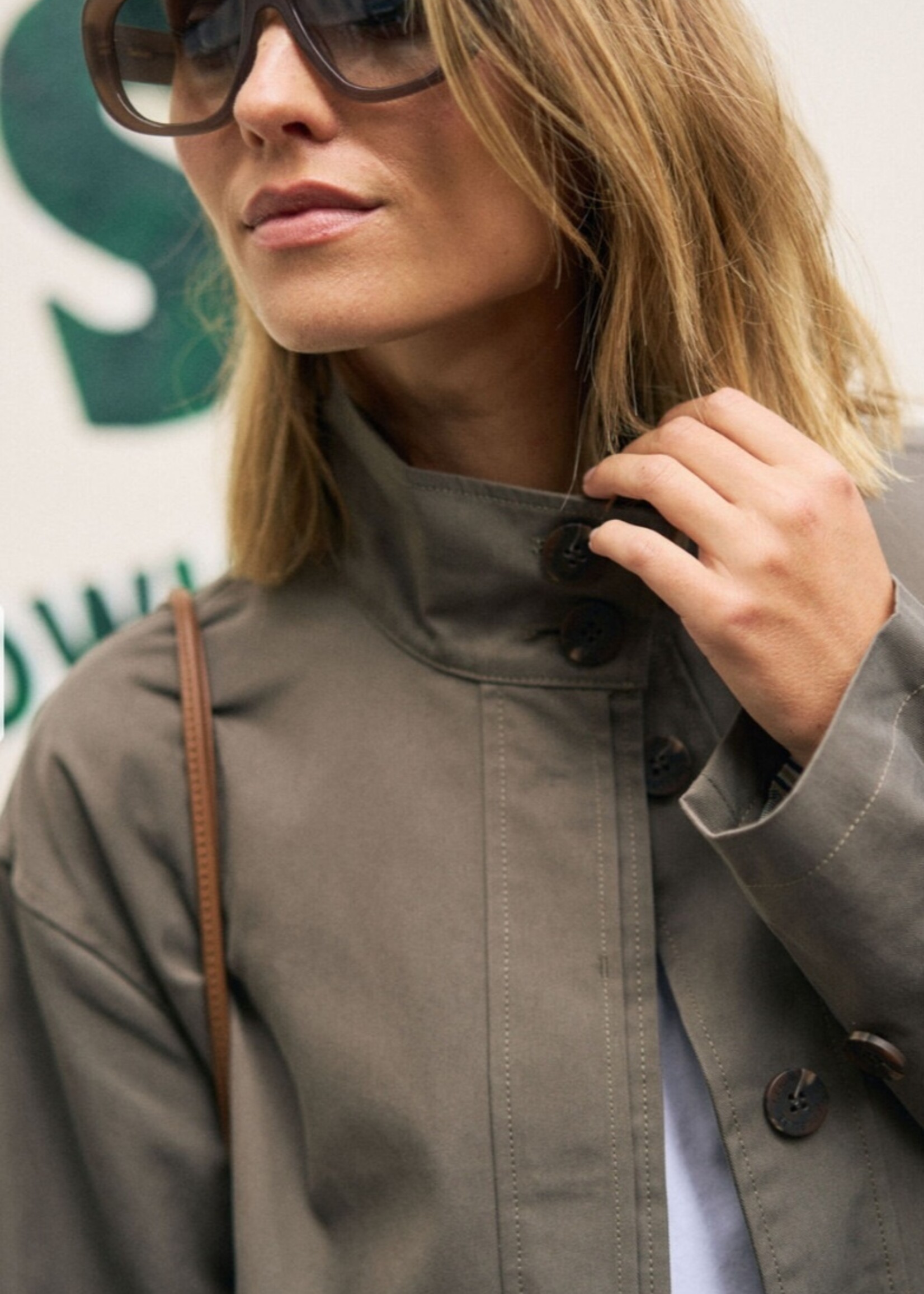 Ceres Life Estelle Funnel Neck
