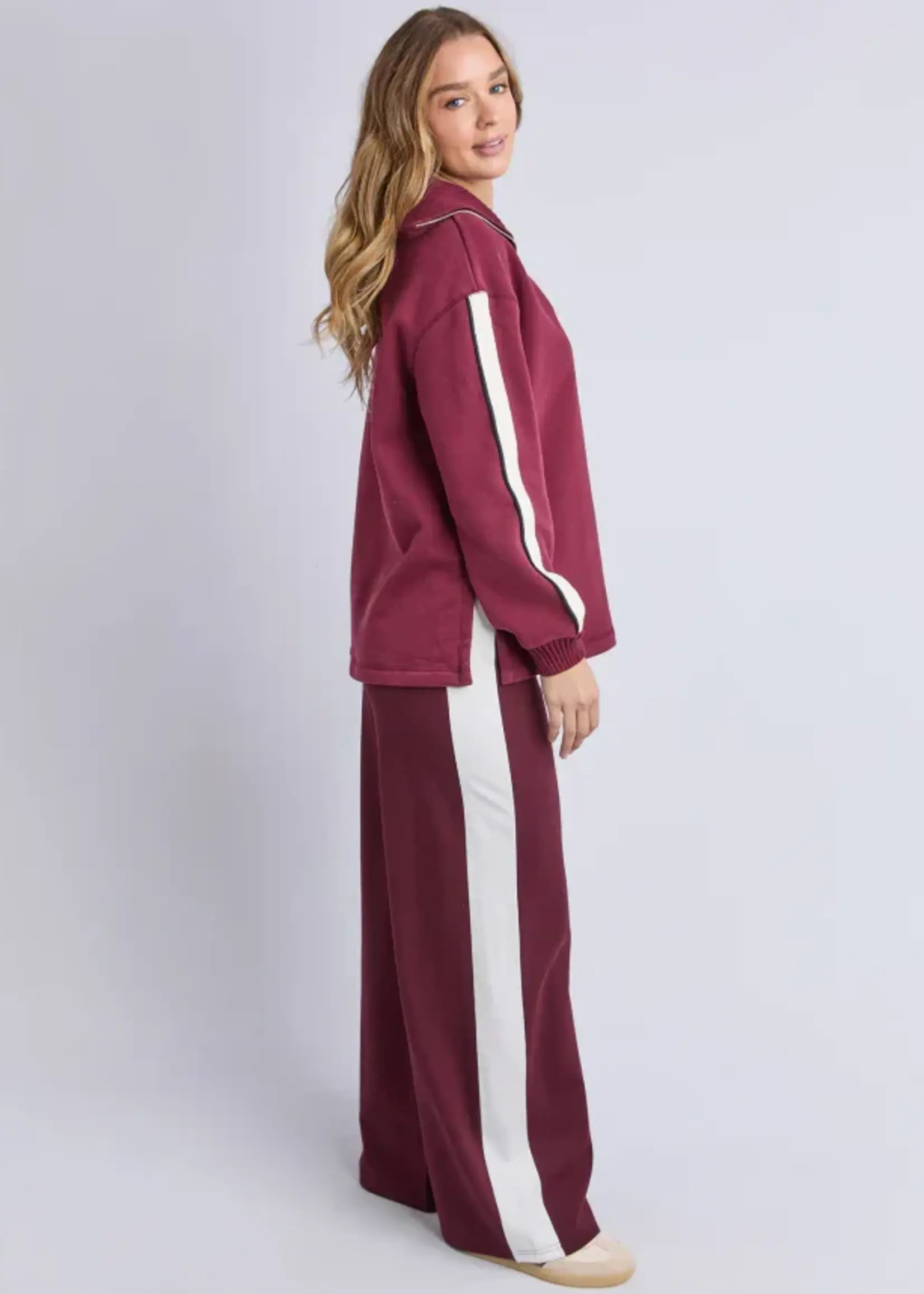 Foxwood Knit Collar Crew - Port