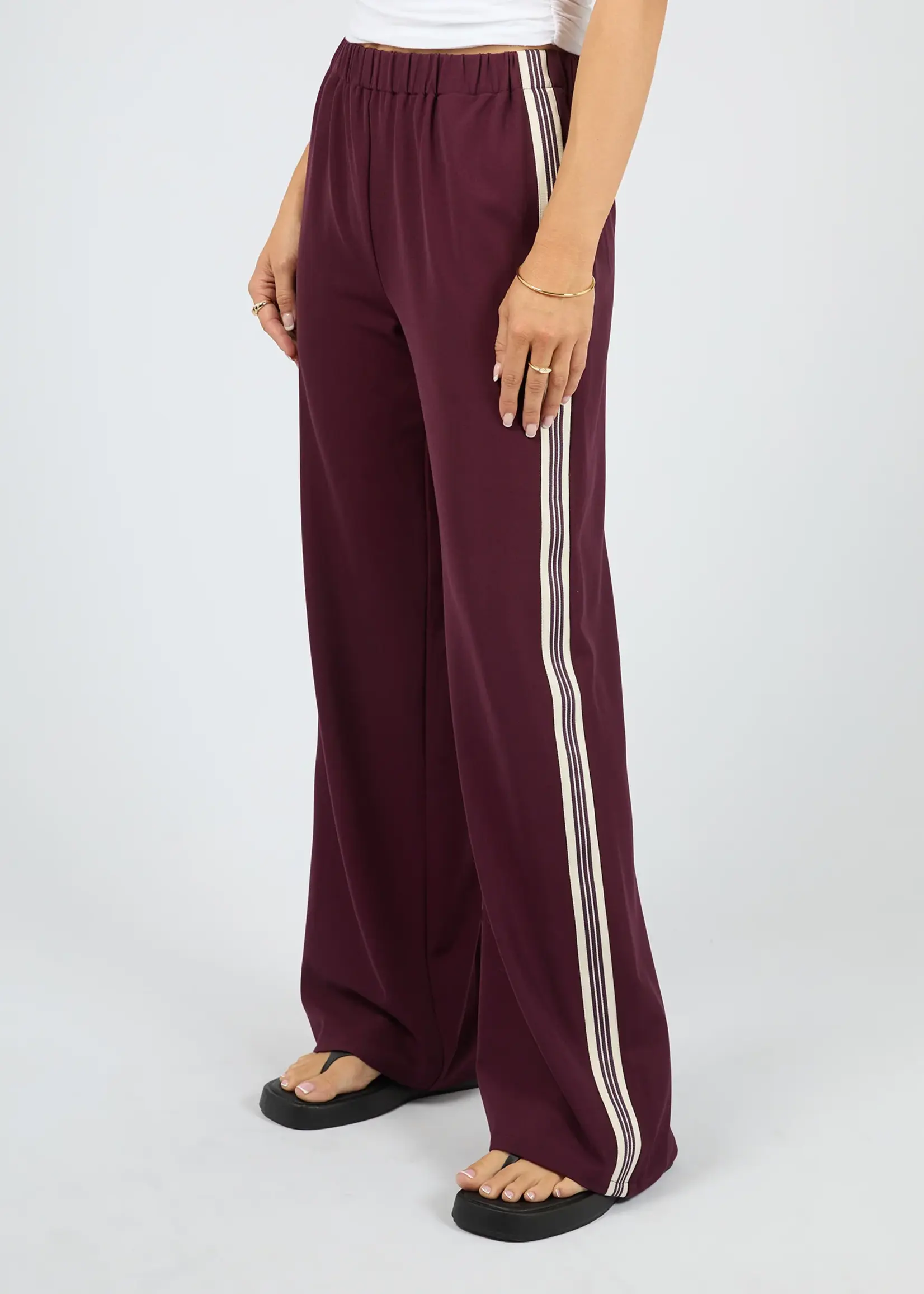 All About Eve Lina Pant - Wine