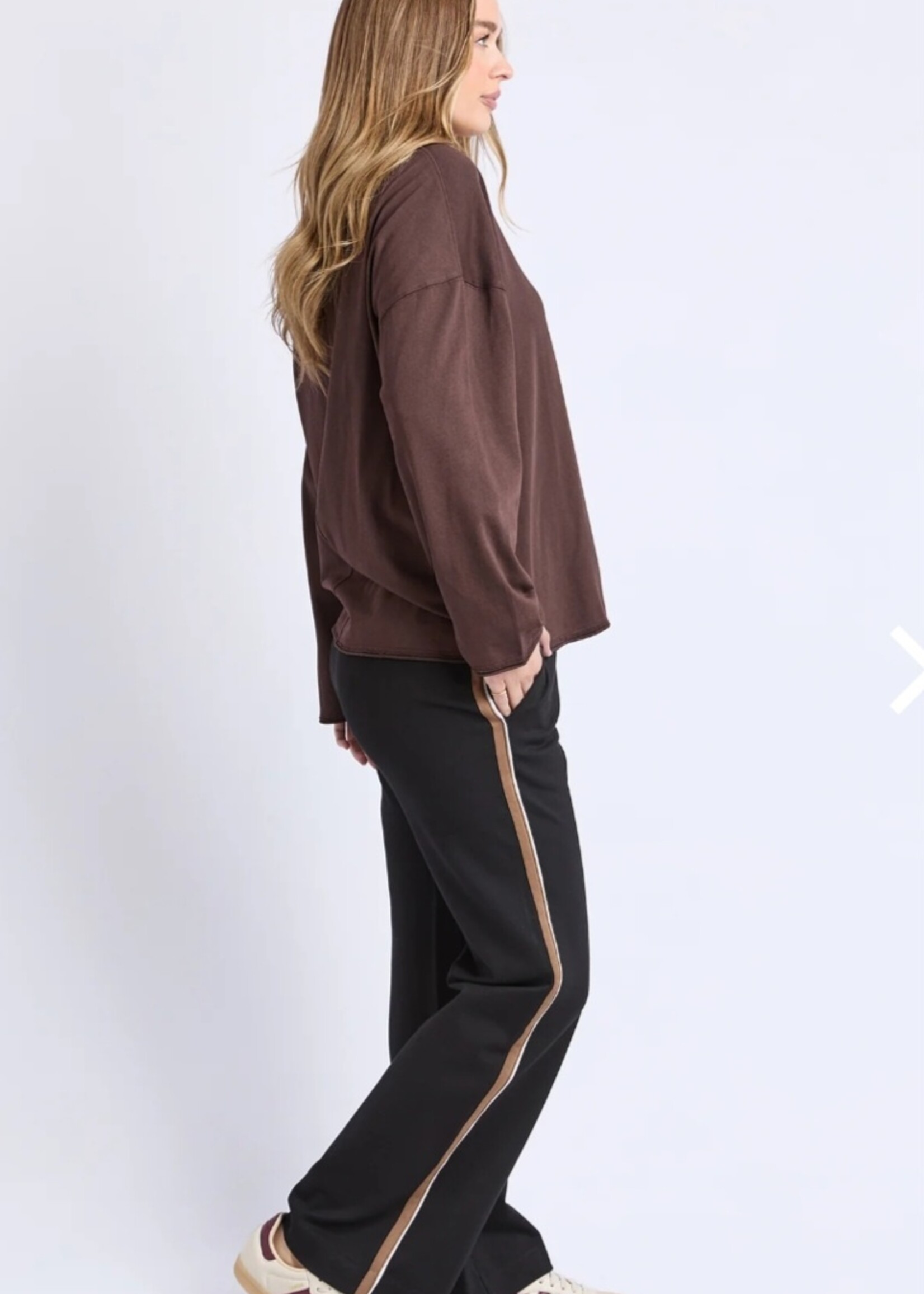 Foxwood Knock Off LS Tee _ Coffee