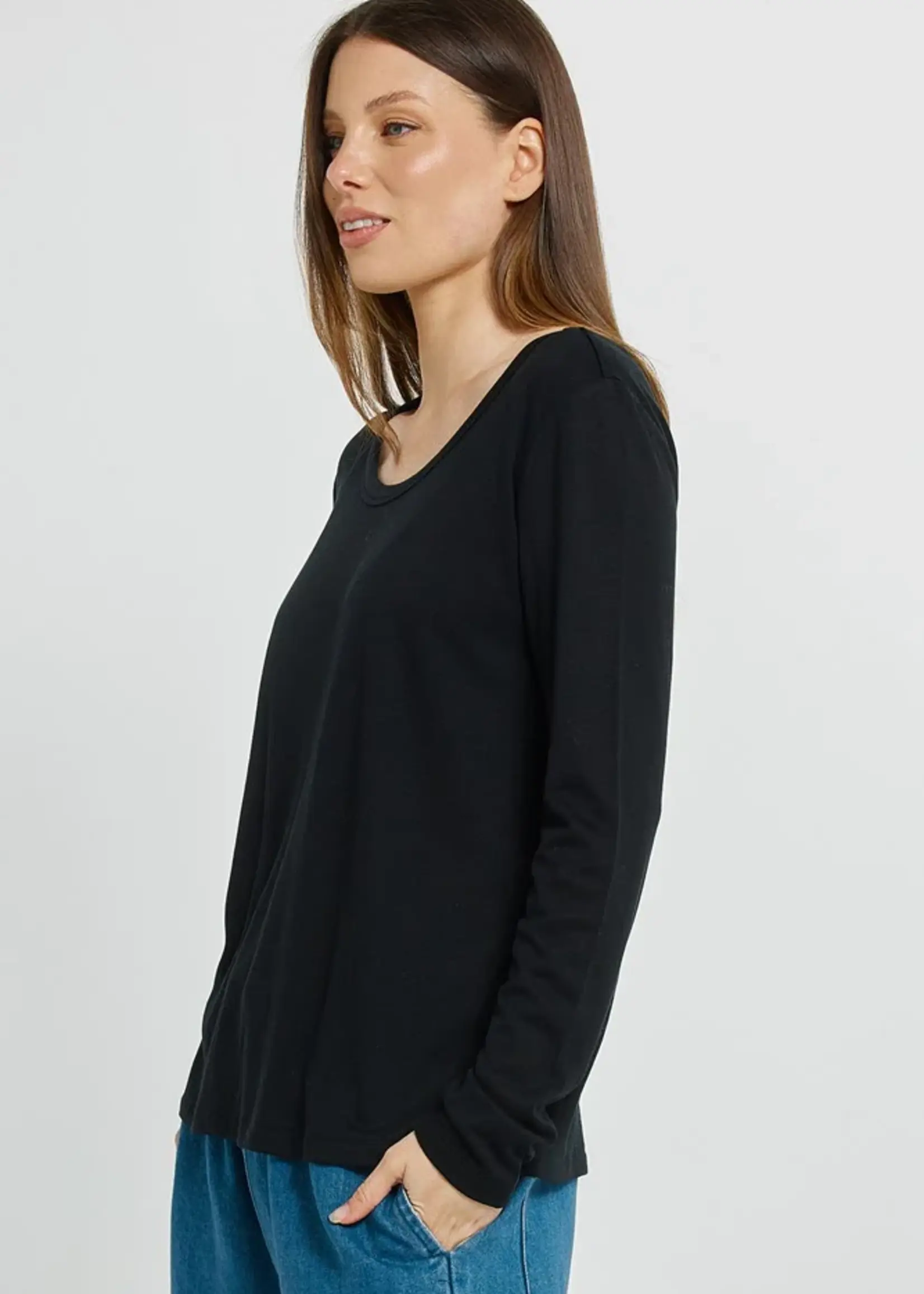 Betty Basic Westin Blended Wool Tee - Black