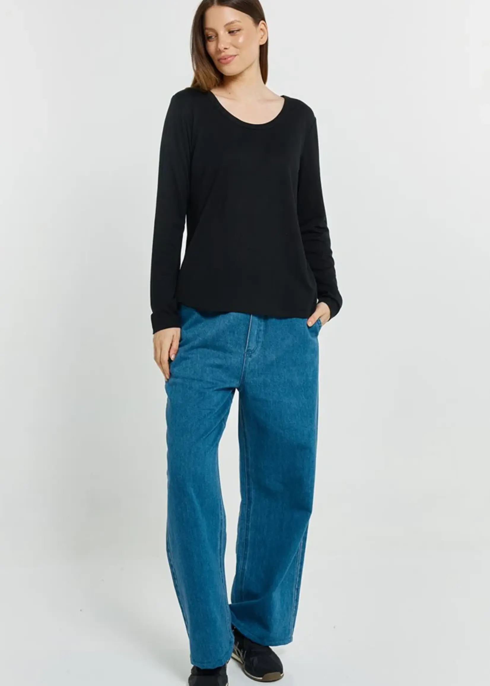 Betty Basic Westin Blended Wool Tee - Black