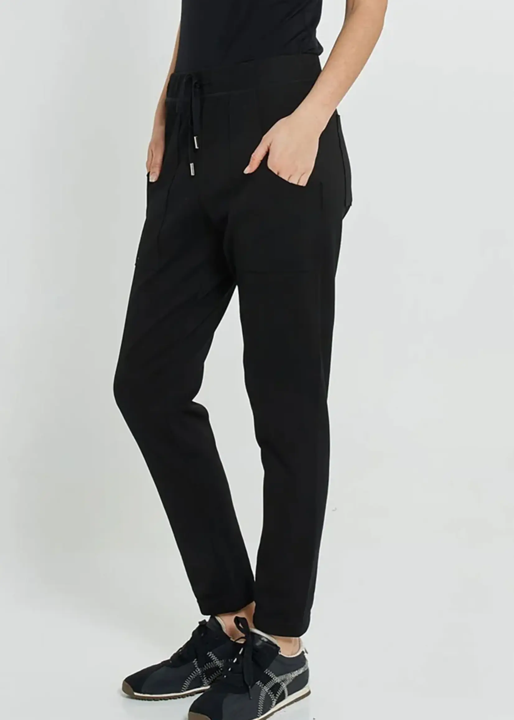 Betty Basic Noelle Jogger