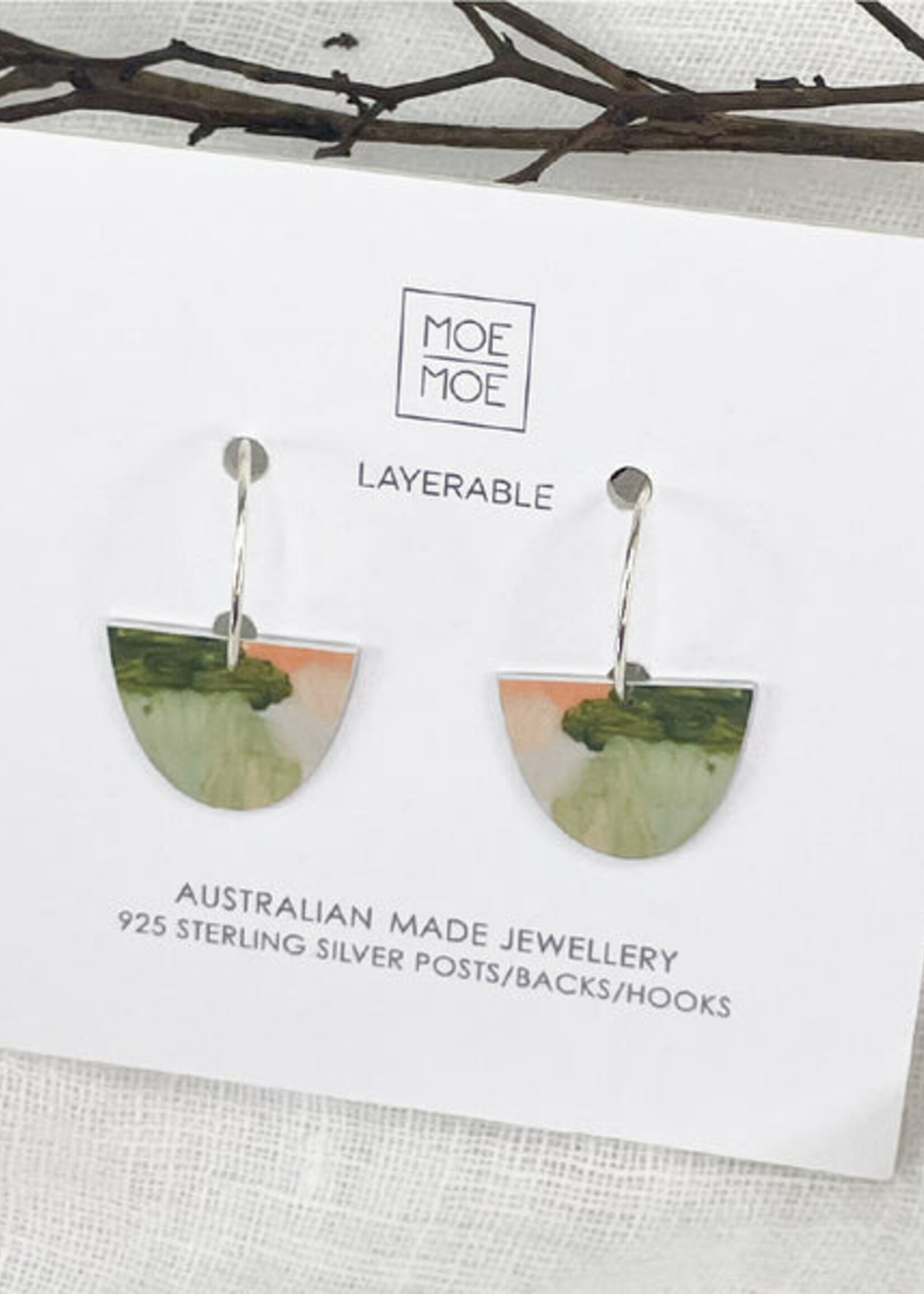 Kiasmin 2 Aura Small Bell Earring