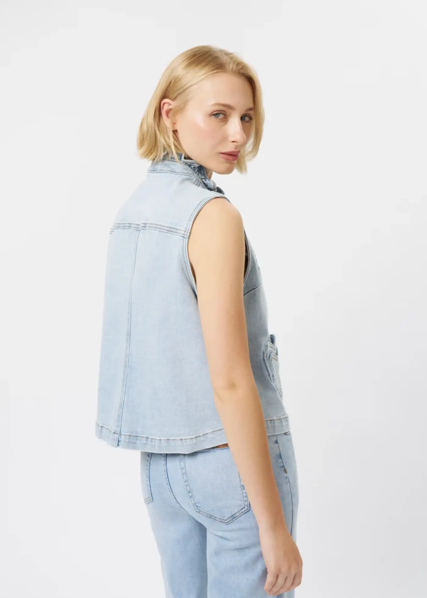 Amy Vest