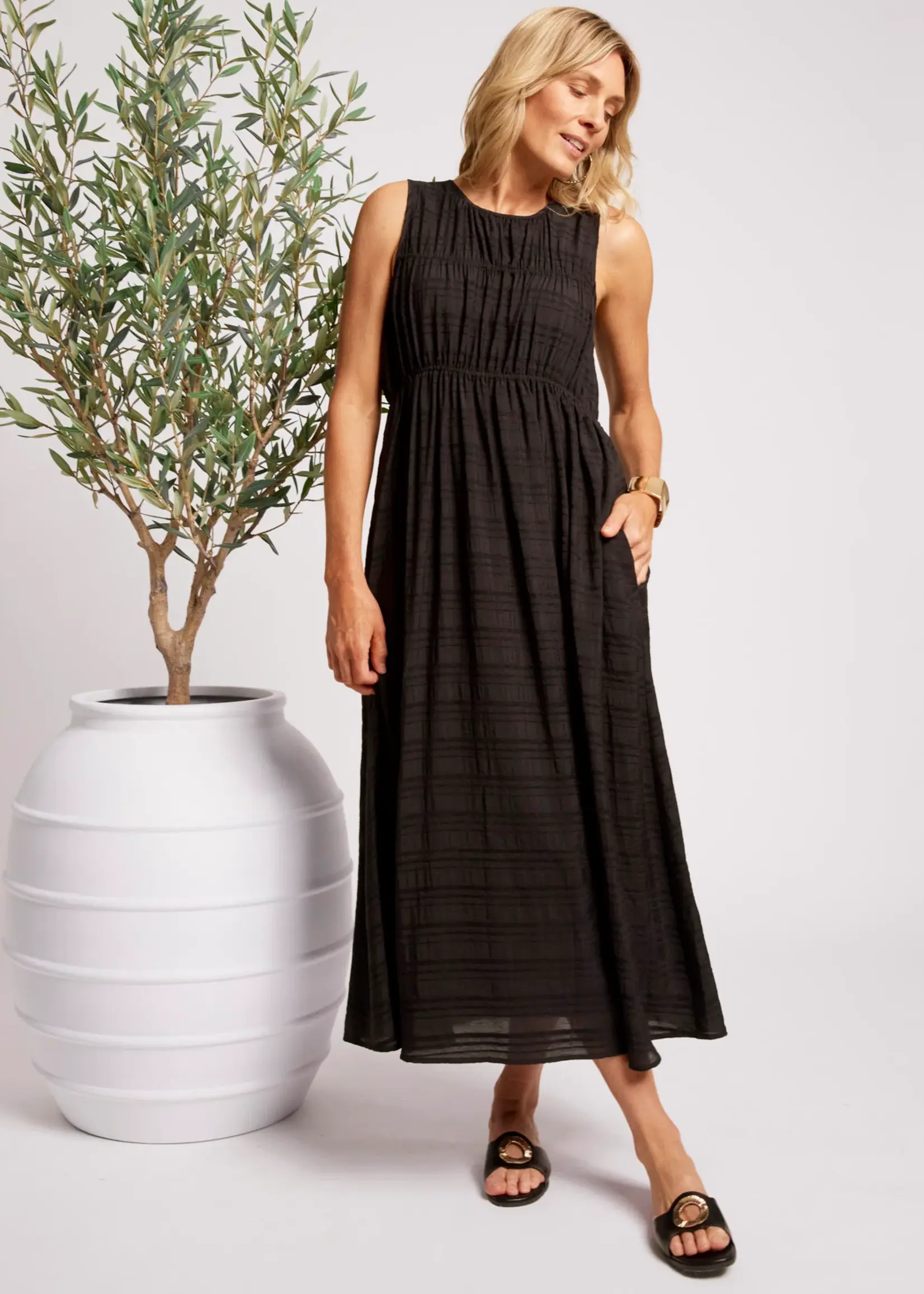 EB & Ive Sovana Ruched Maxi Dress - Black