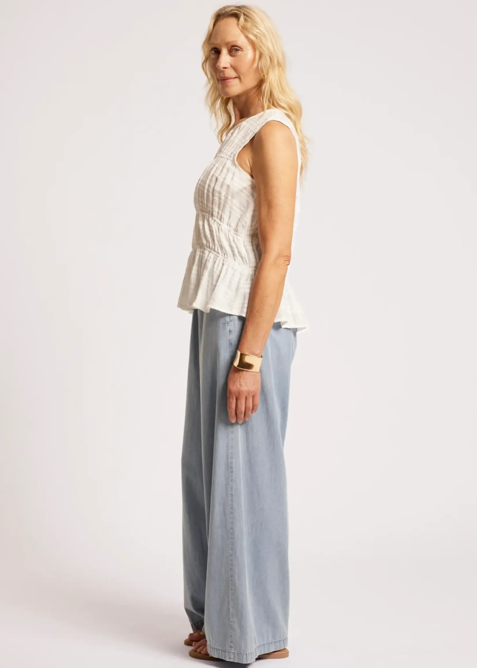 EB & Ive Sovana Tank - White