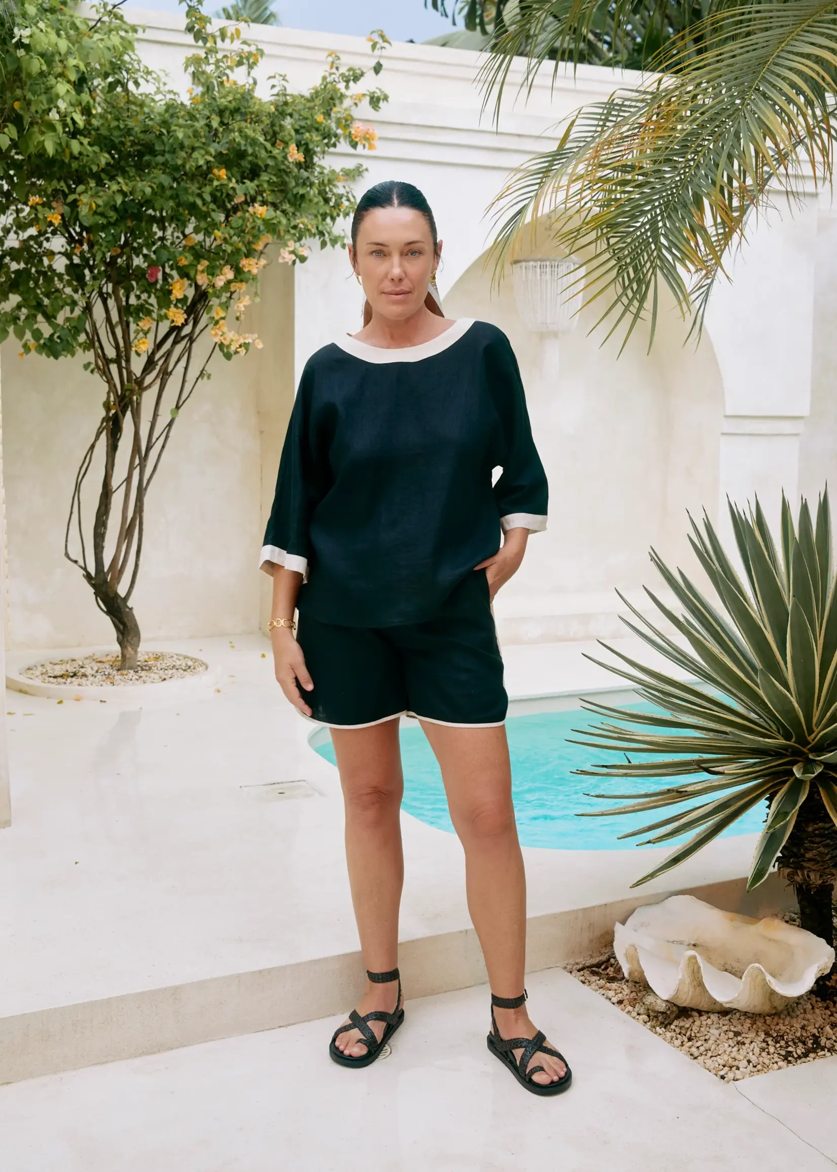 EB & Ive Maris Relaxed Splice Top - Black/Tusk