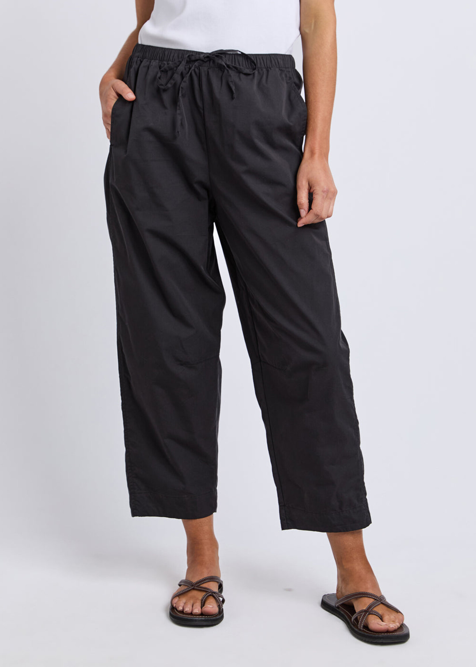 Elm Lifestyle Lund Barrel Leg Pant