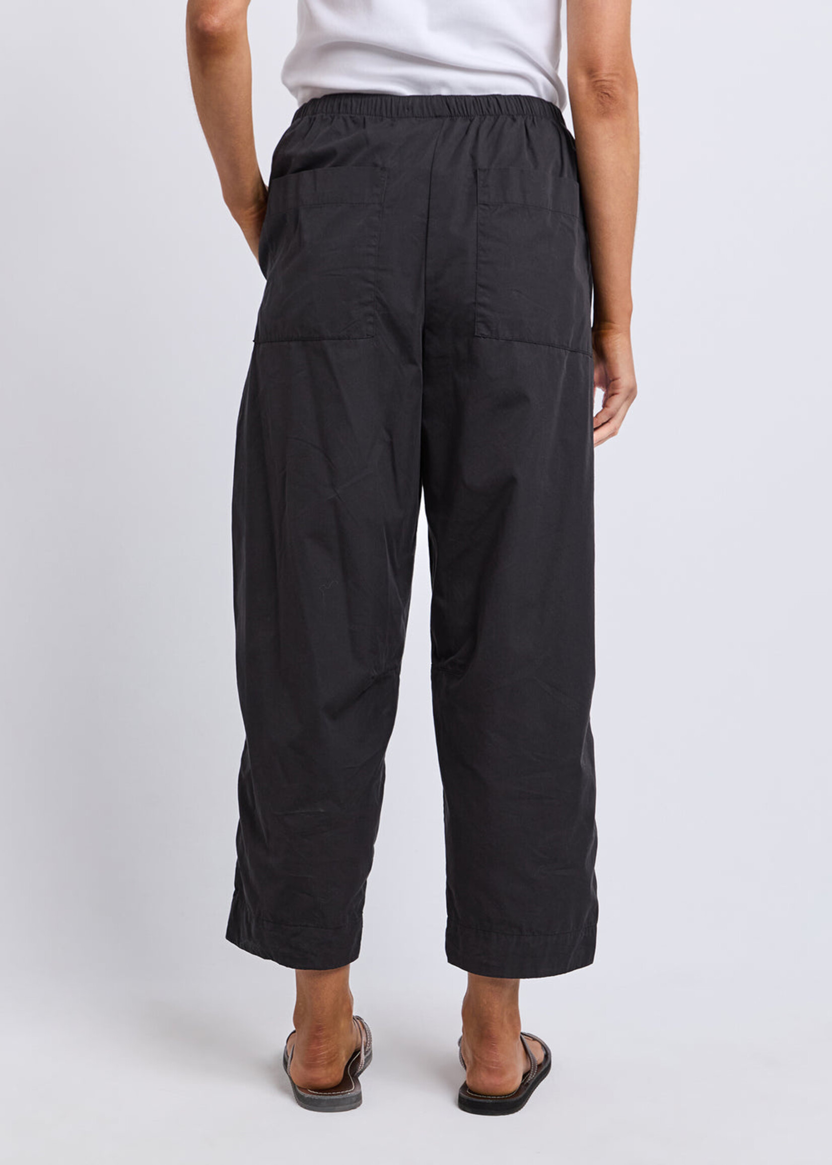 Elm Lifestyle Lund Barrel Leg Pant