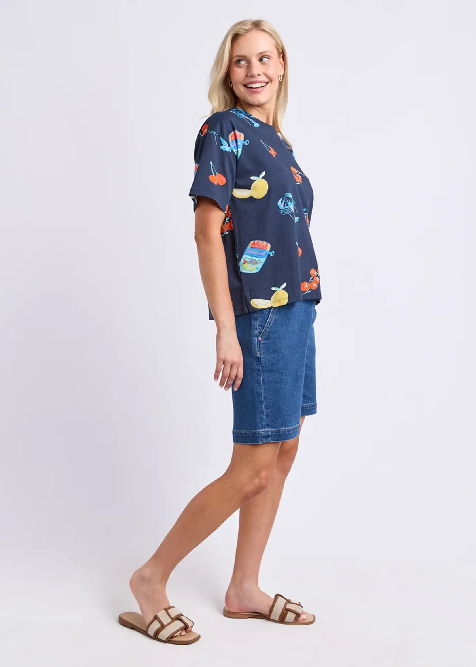 Elm Lifestyle Market Tee