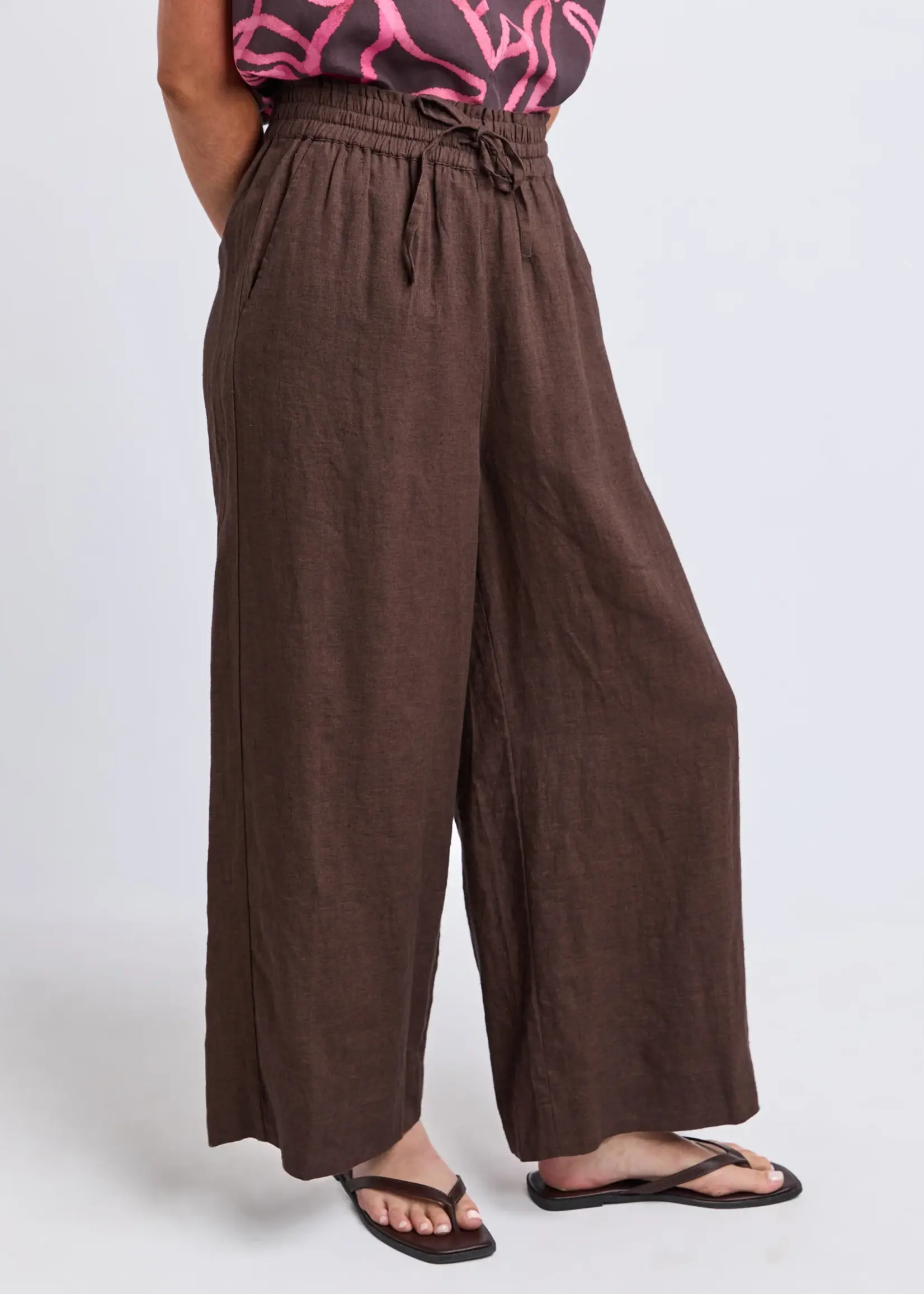 Elm Lifestyle Wander Pants - Chocolate