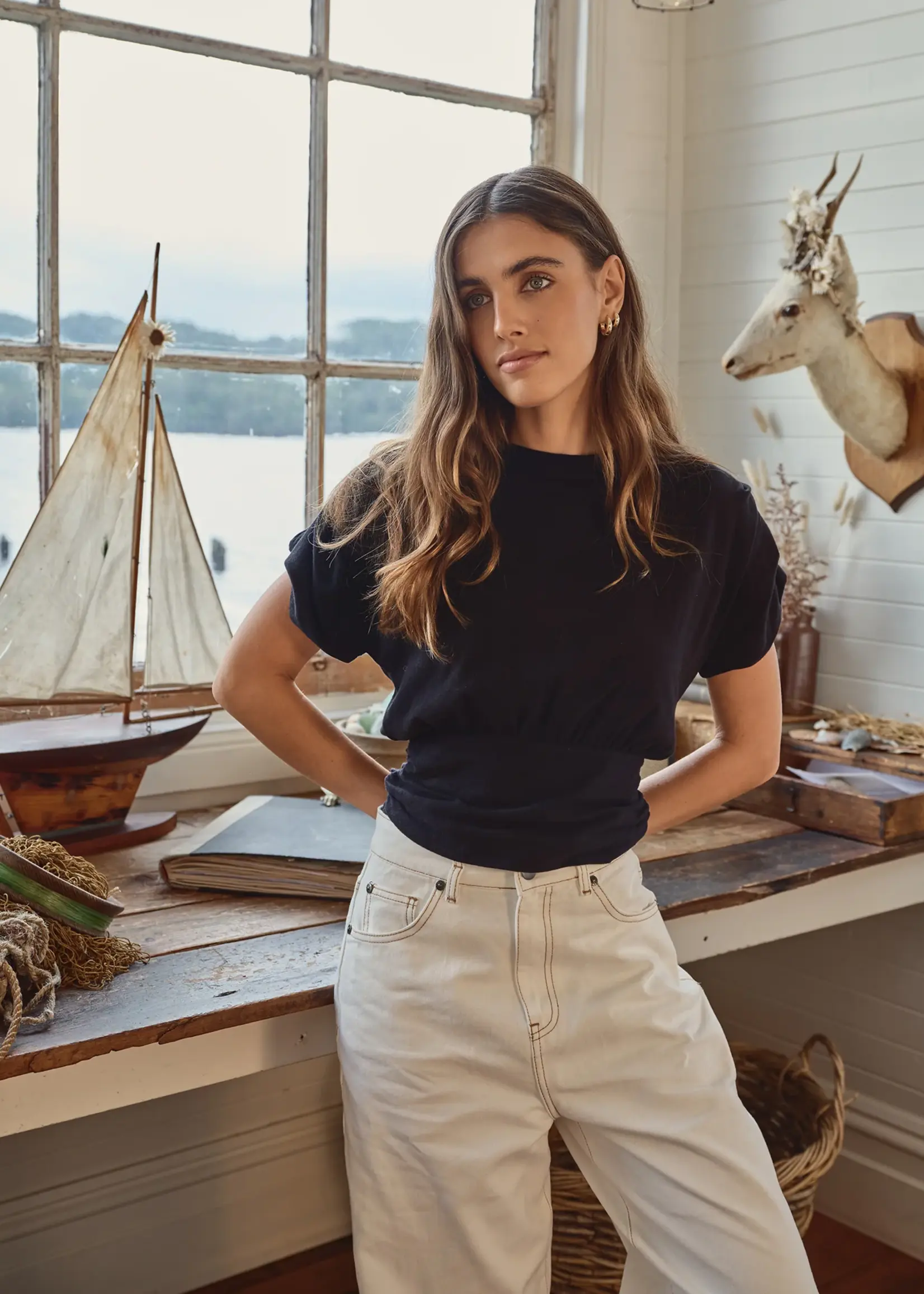 All About Eve AAE Halle Tee - Black