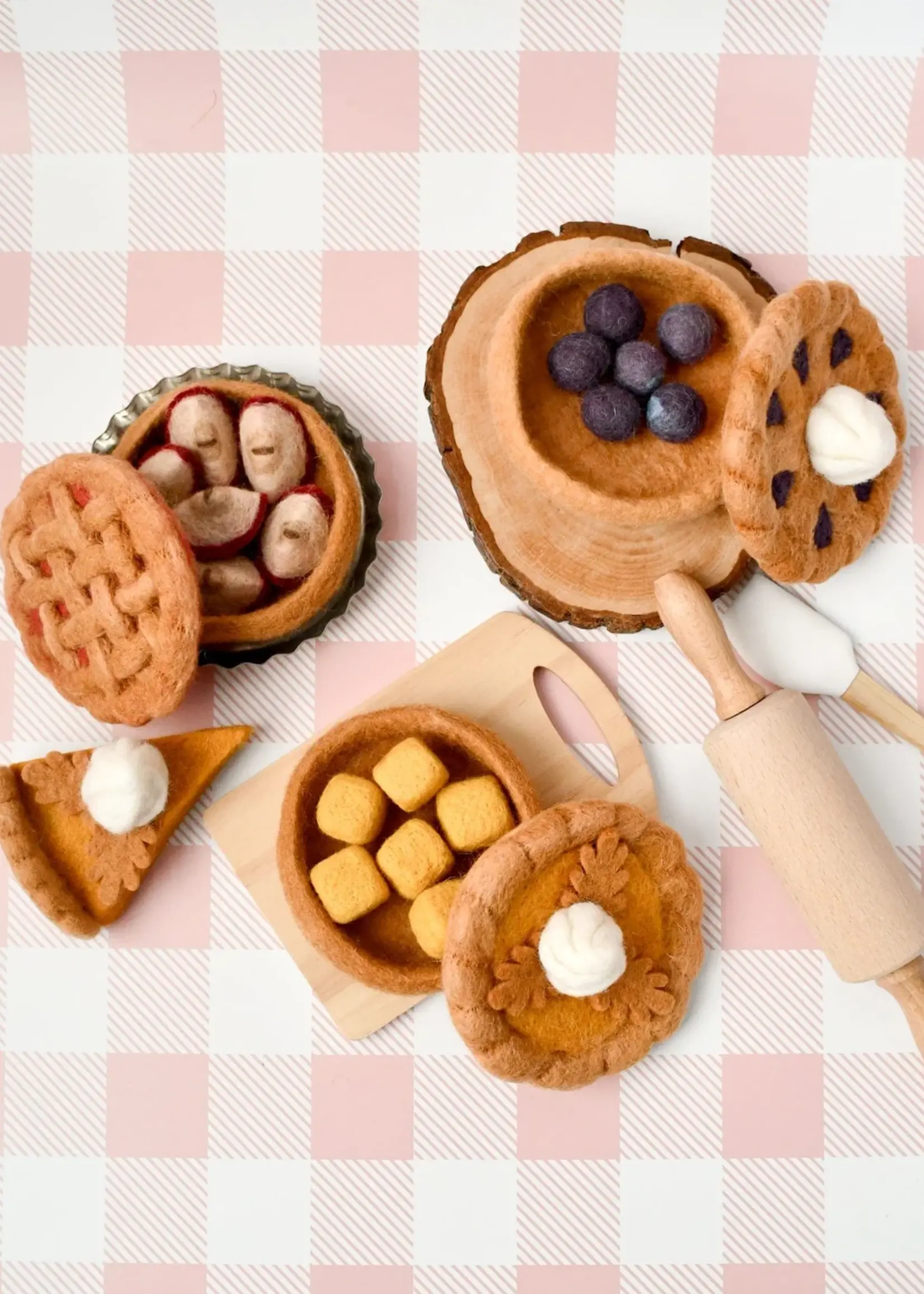 Felt Apple Pie Play Food Set