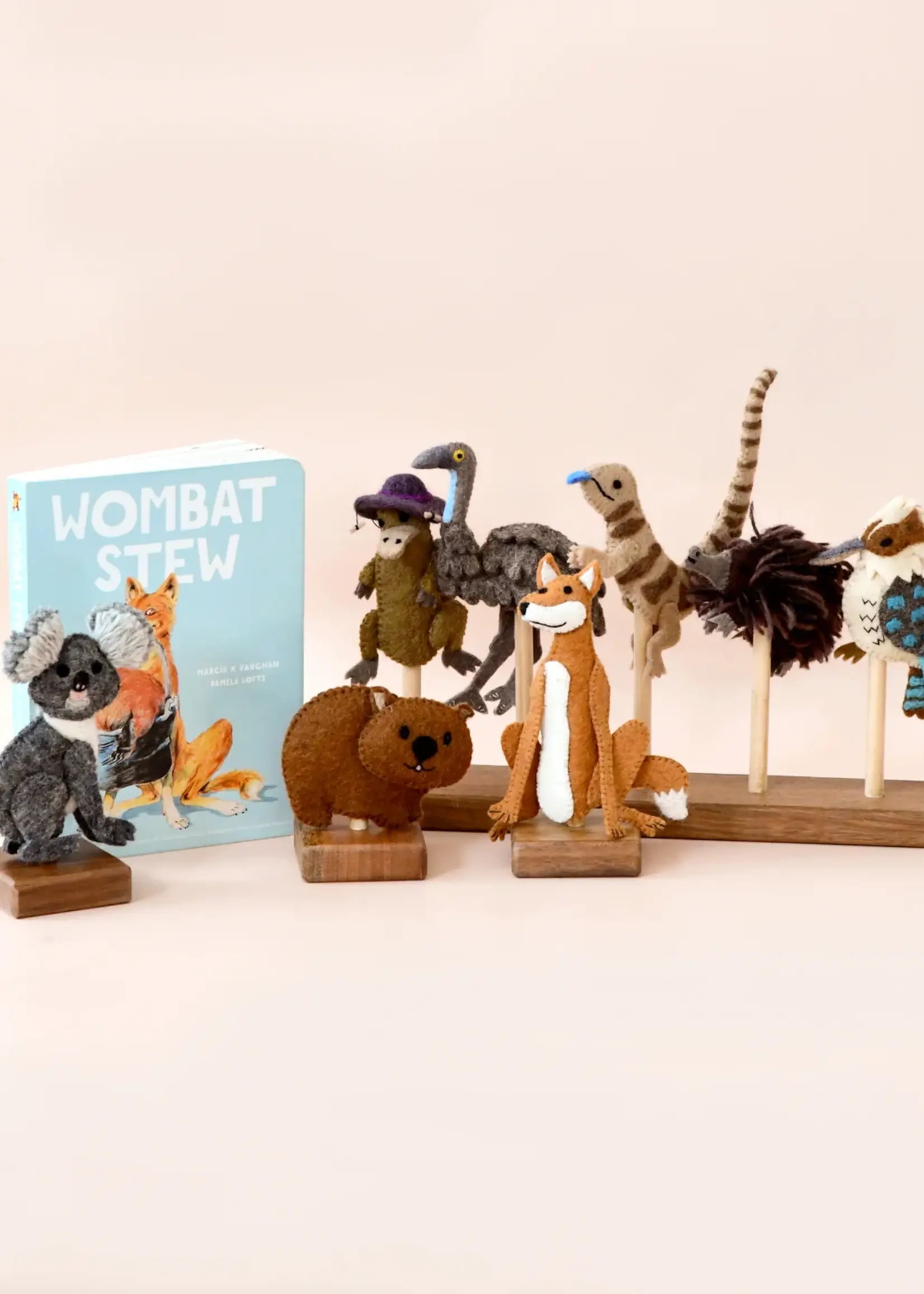 Wombat Stew Finger Puppets Set