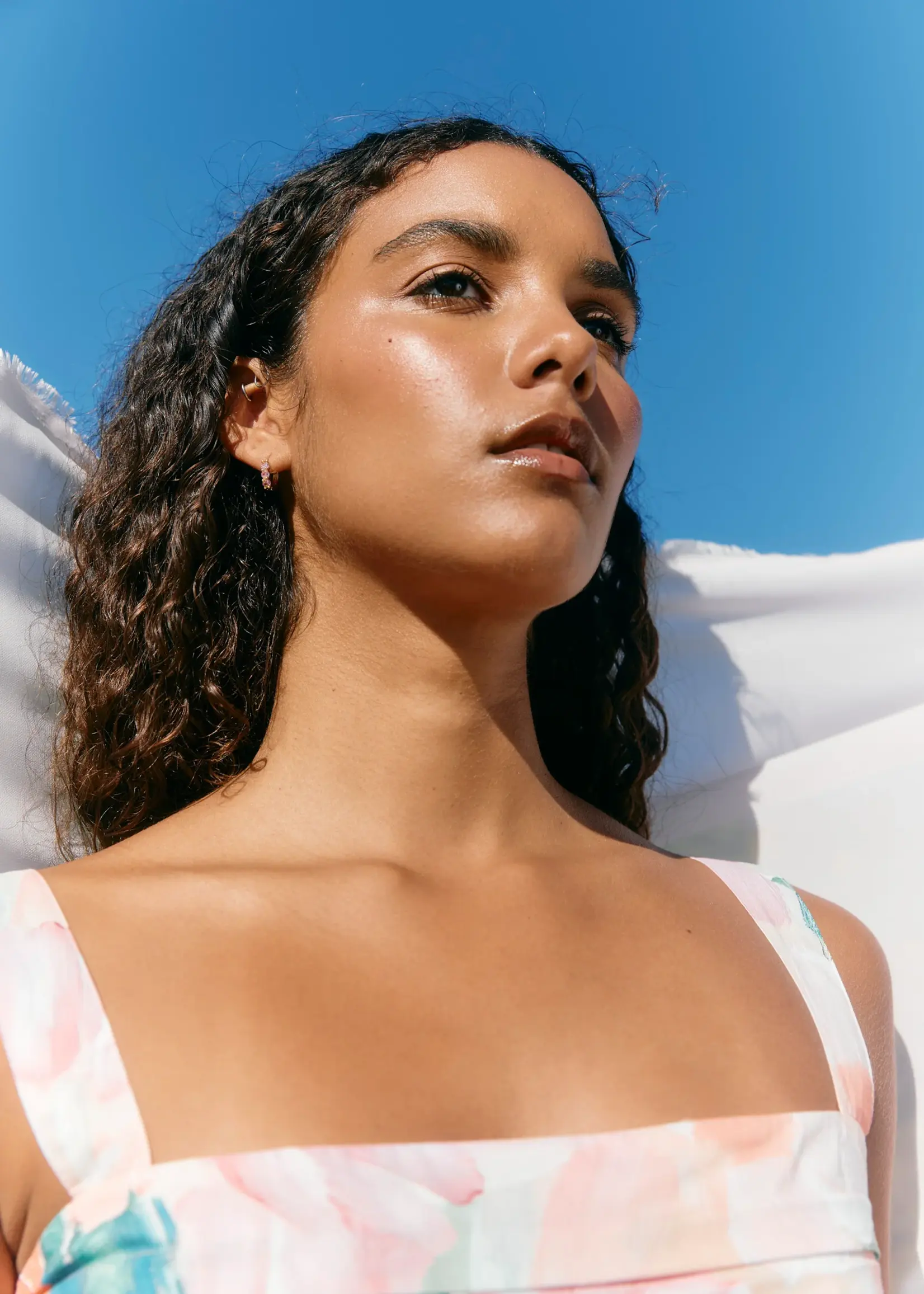 Isle of Mine Rosa Huggie Earring - Light Pink
