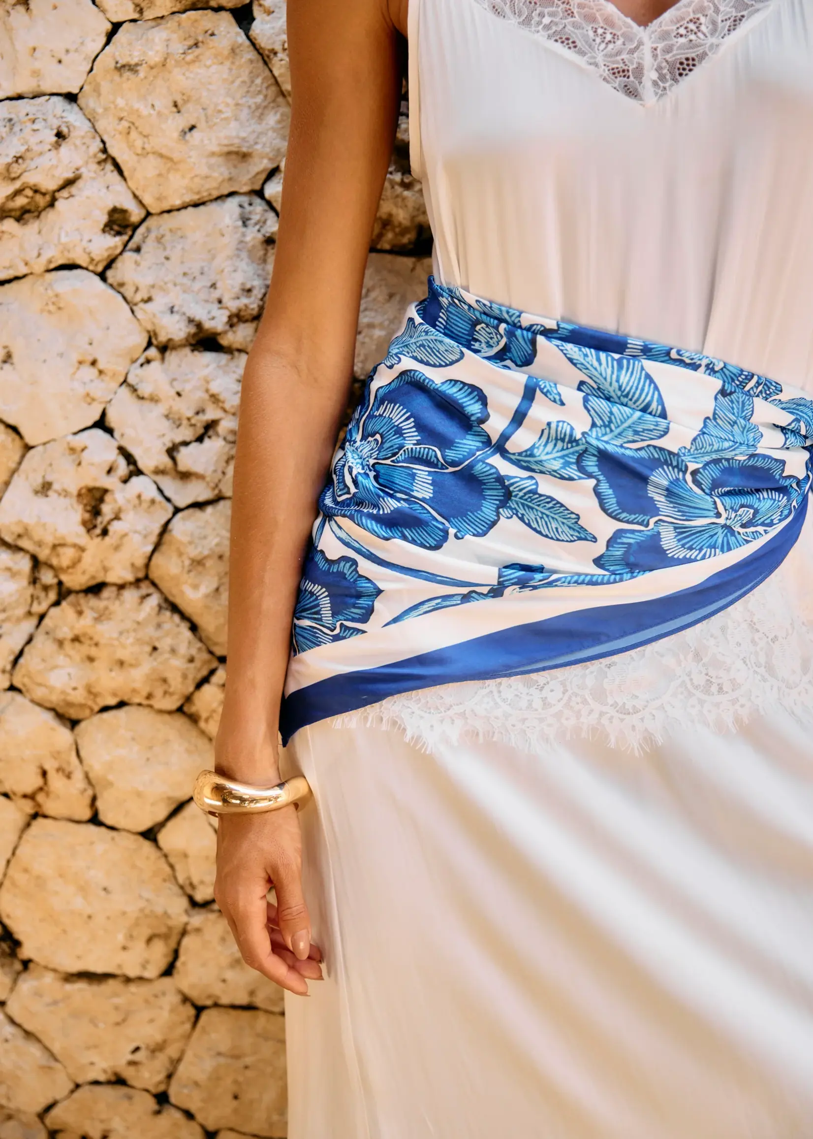 EB & Ive Gaia Scarf - Azure