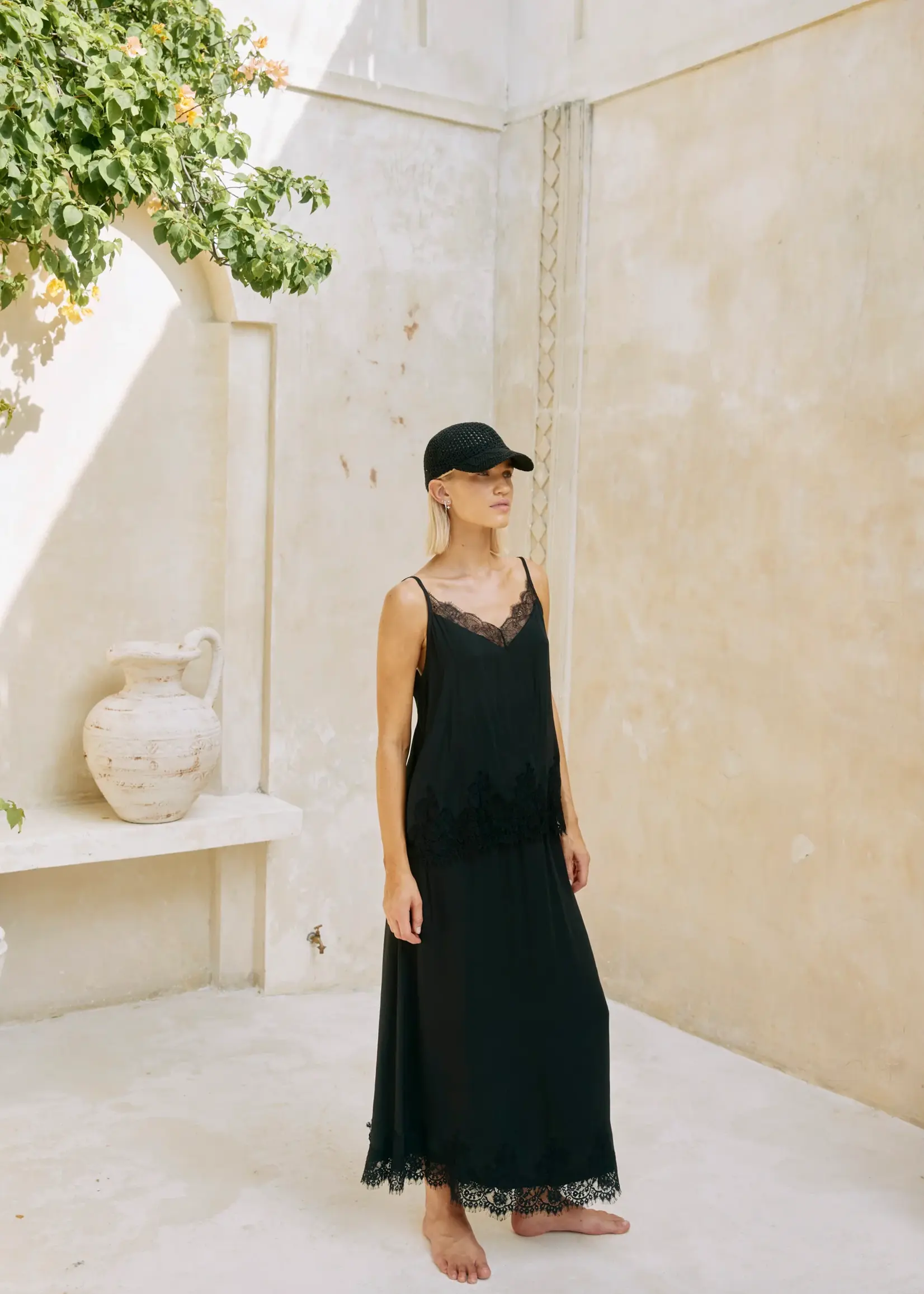EB & Ive Dusk Cap - Black
