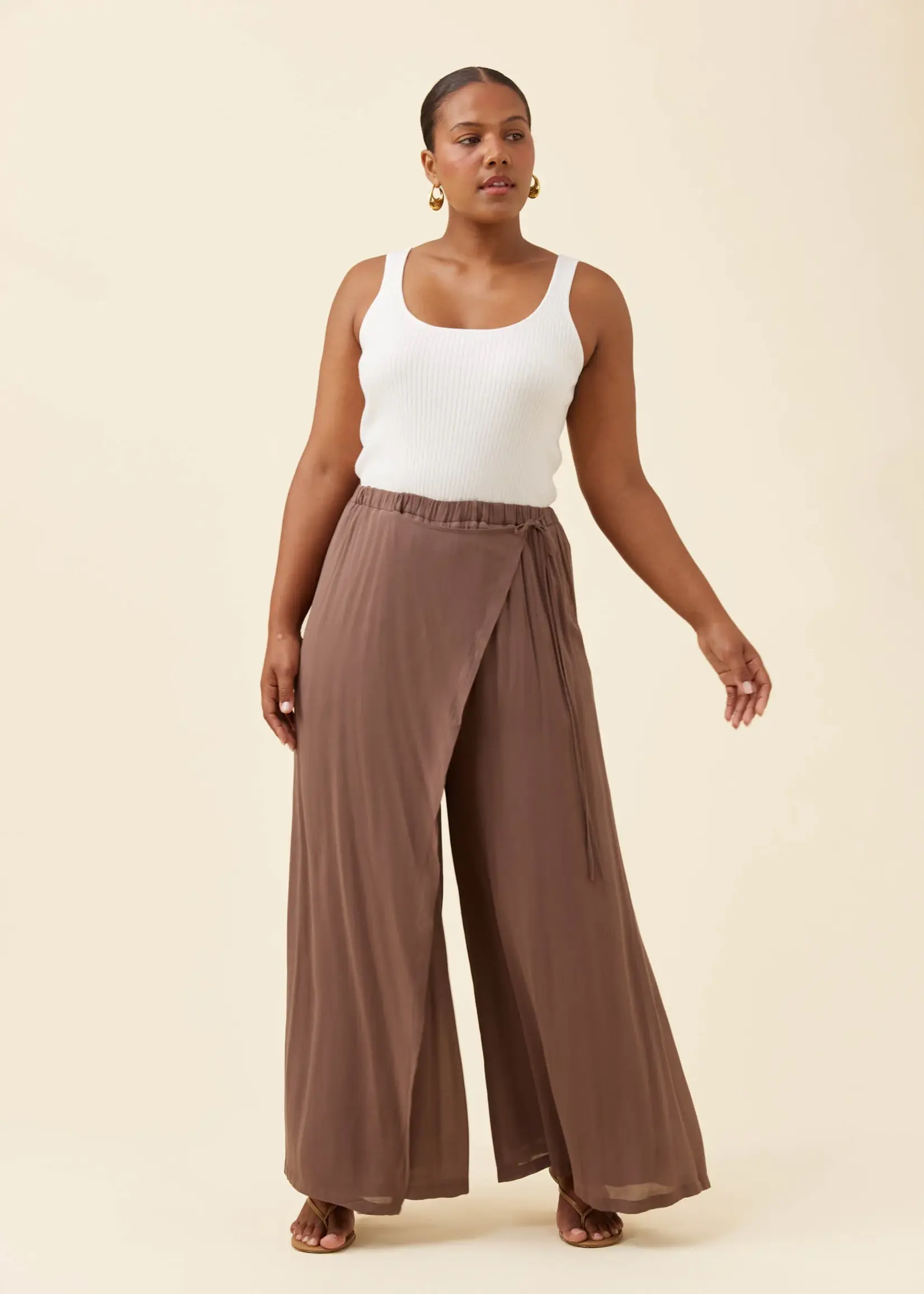 Isle of Mine Frida Wrap Pant - Taupe