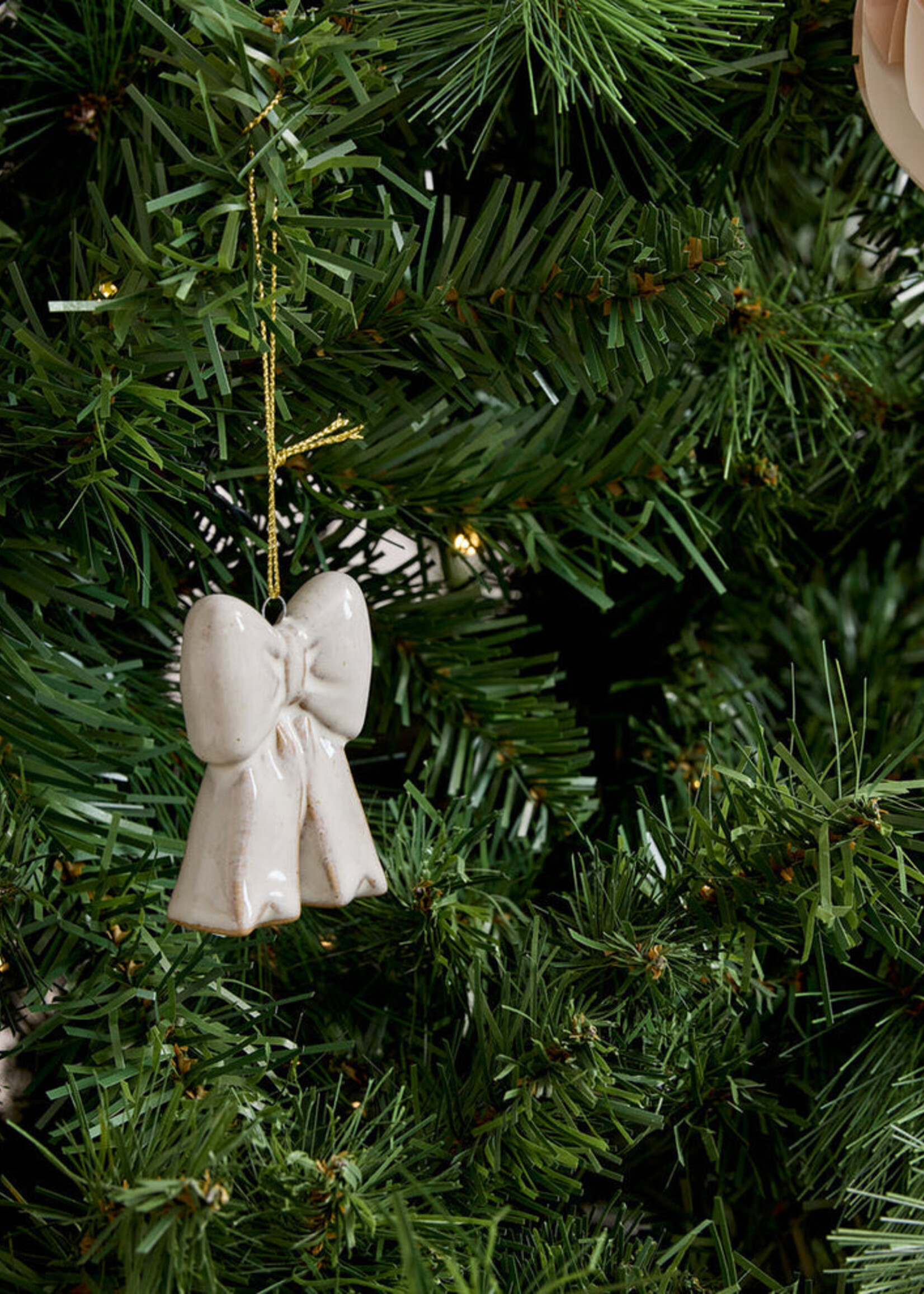 Madras Bow Cream Ceramic Hanging