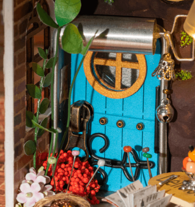 Hands Craft DIY Miniature House | Borrowed Garden