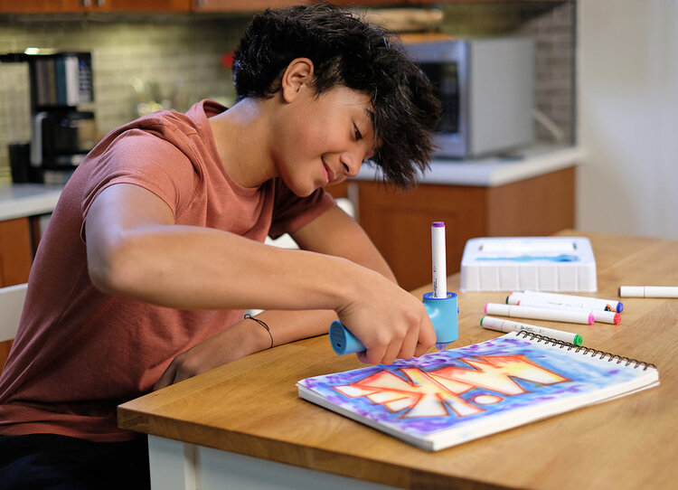 Pencil Grip AirColor AirBrush Kit