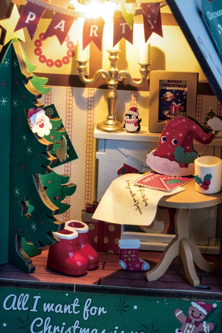 Hands Craft Twinkling Christmas House