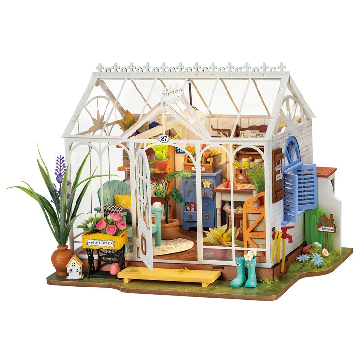 Hands Craft Dreamy Garden House