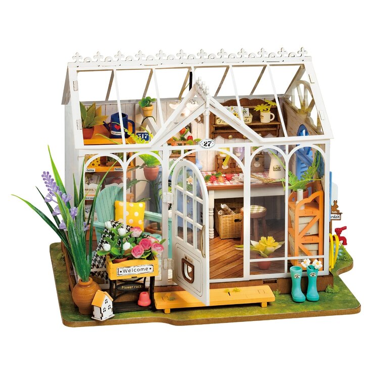 Hands Craft Dreamy Garden House