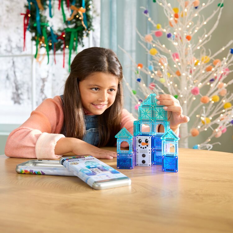 Magna-Tiles Winter Wonderland Travel Set