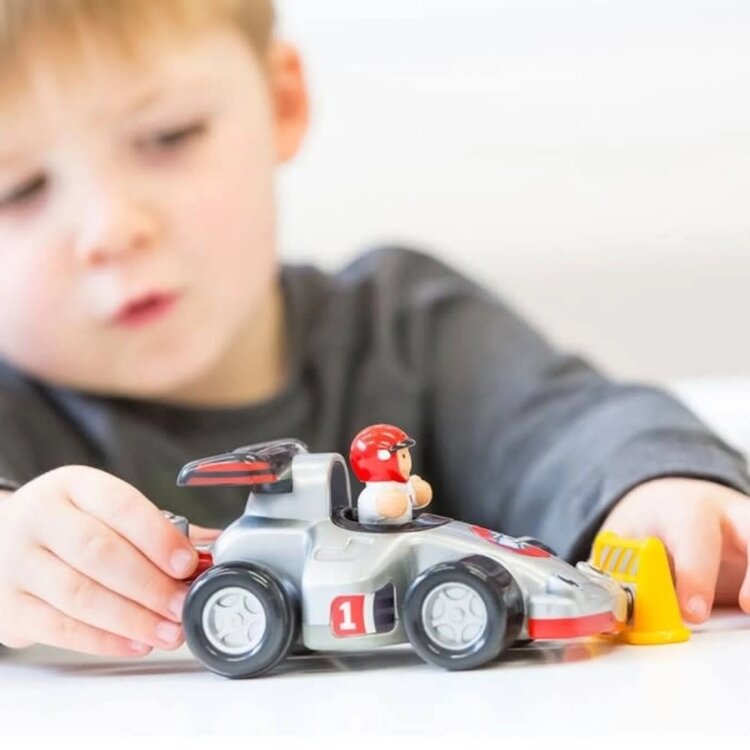 Wow! Richie Race Car