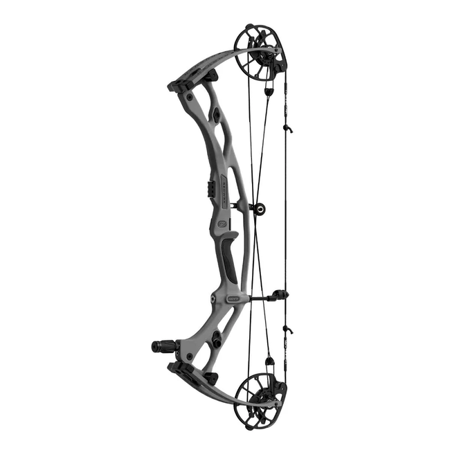 Hoyt RX-9