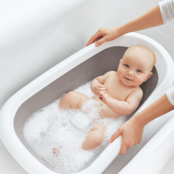 OXO Tot OXO Tot: Splash and Store Bathtub