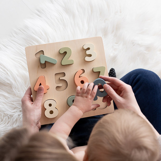 Pearhead Wooden Puzzle - Numbers