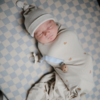 Mushie Mushie: Stretchy Swaddle -