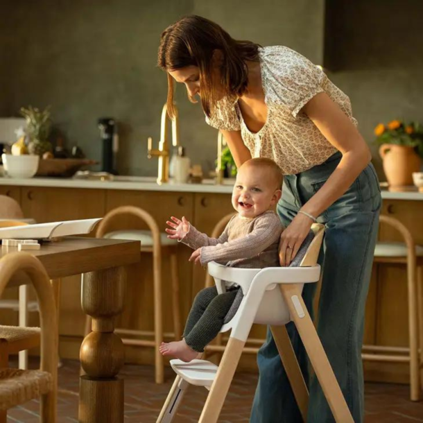 Nuna Nuna: Bryn High Chair - Heritage