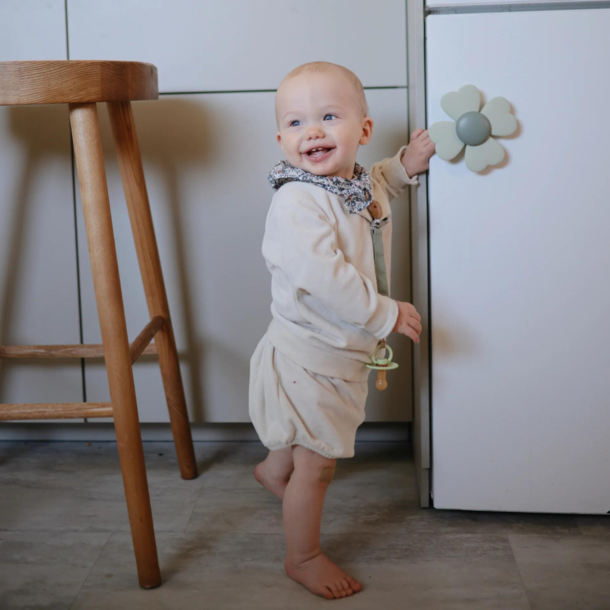 Mushie Mushie: Suction Spinner Toy - Lucky